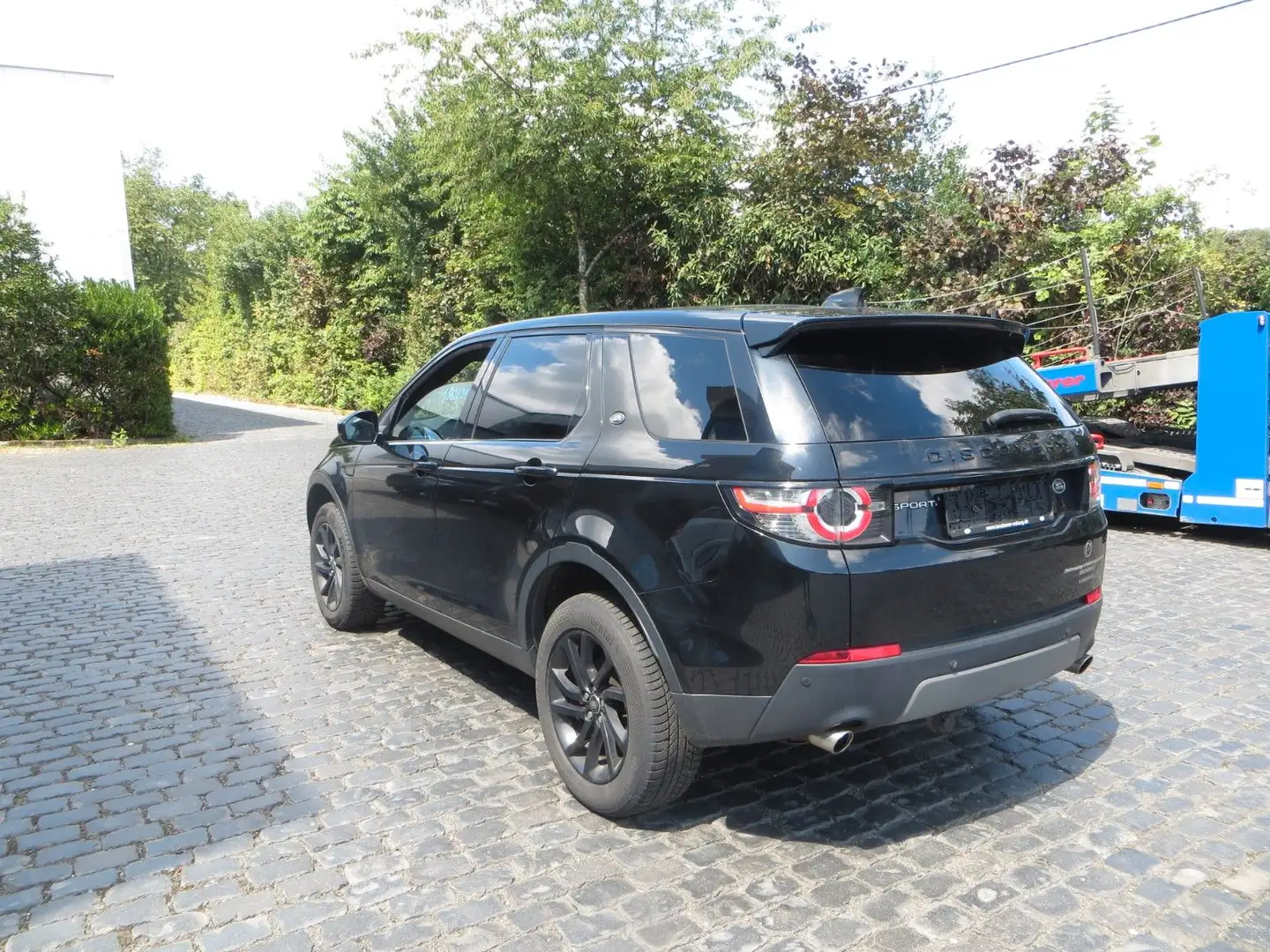 Land Rover Discovery Sport SE AWD Noir - 2