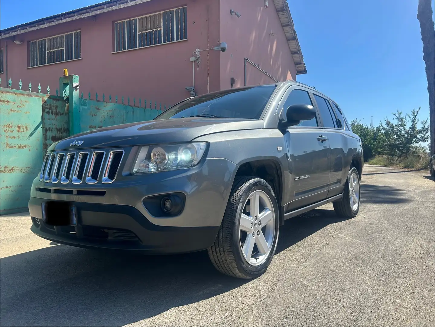Jeep Compass 2.2 crd Sport 2wd 136cv Grigio - 1