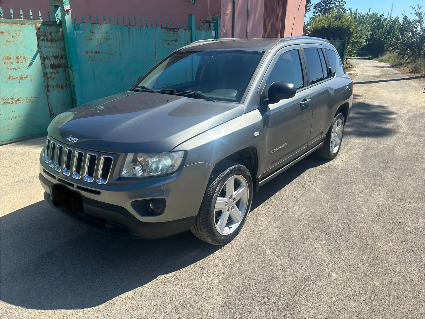 Jeep Compass 2.2 crd Sport 2wd 136cv Grigio - 2
