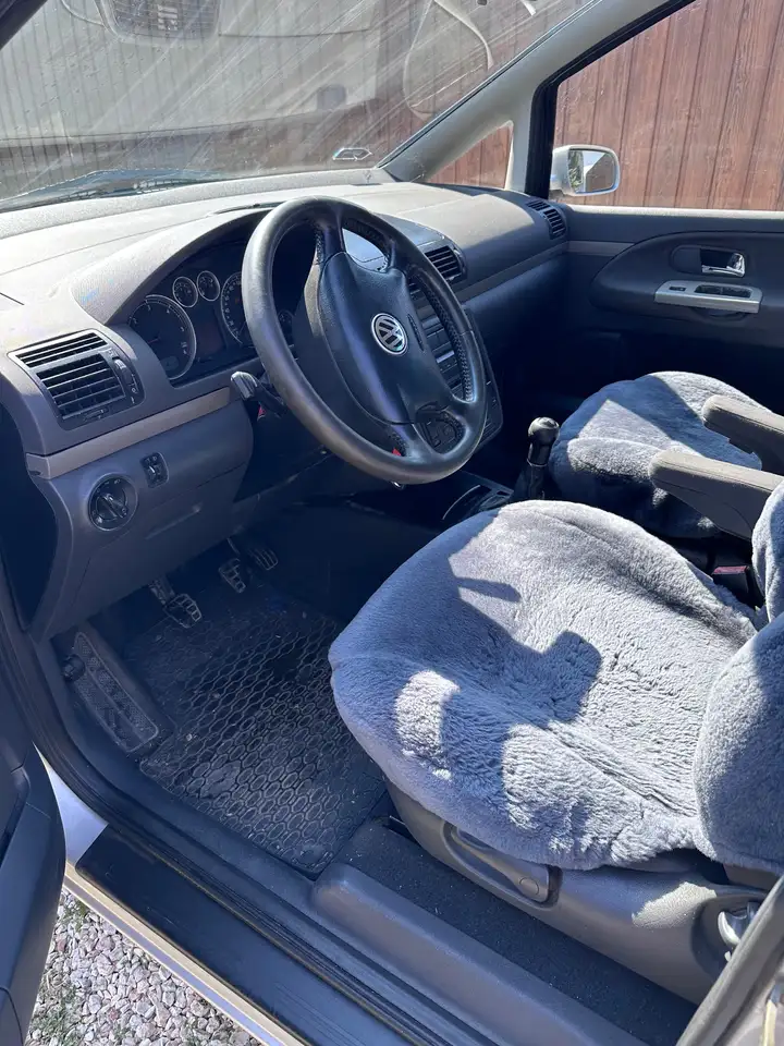 Volkswagen Sharan 1.9 TDI, foto 11
