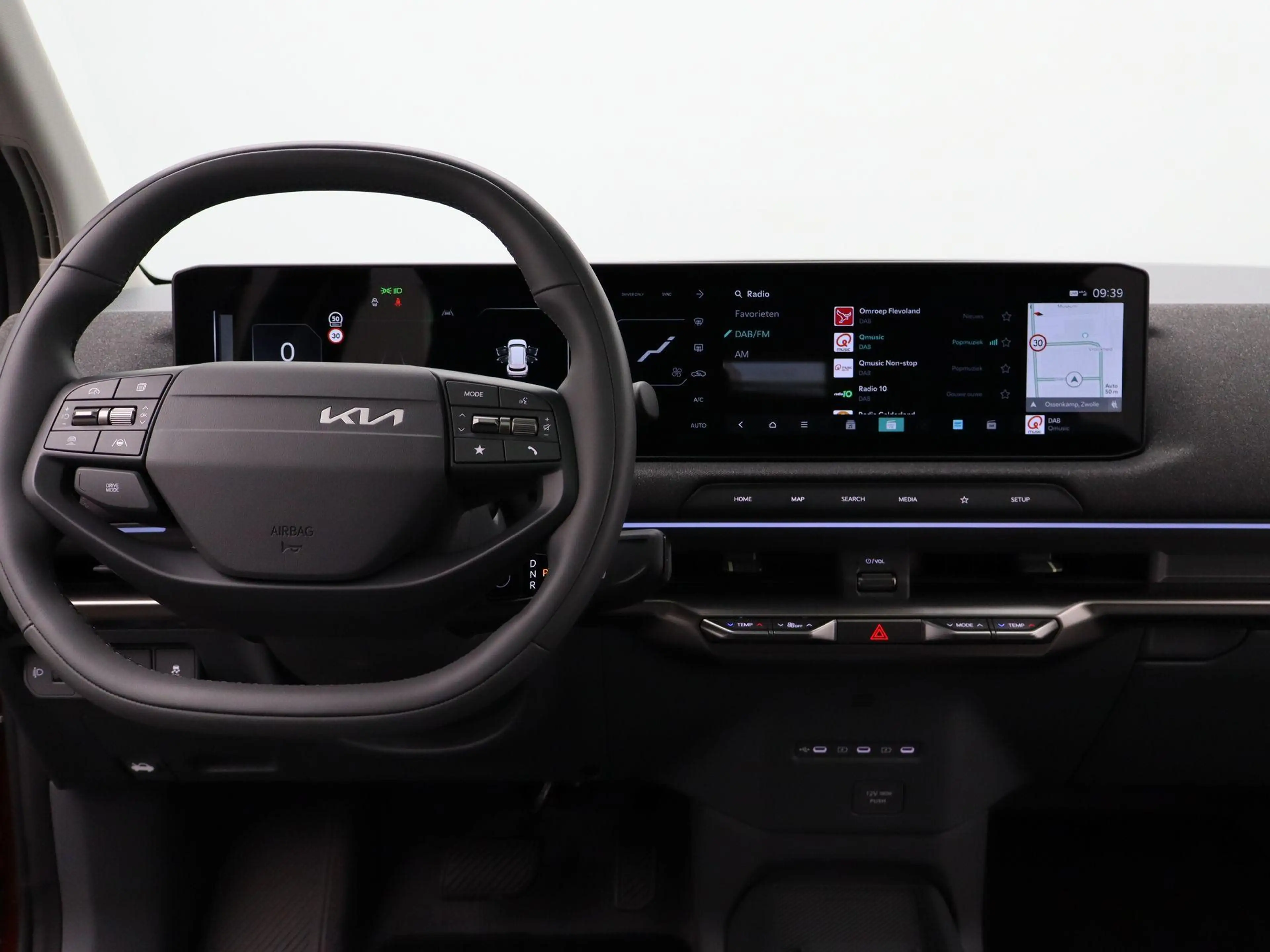 Kia EV2 Plus Advanced 42.2 kWh | Navi | Panorama-dak | Cam — photo 9