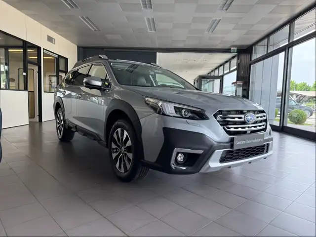 Subaru OUTBACK 2.5 Lineartronic PREMIUM