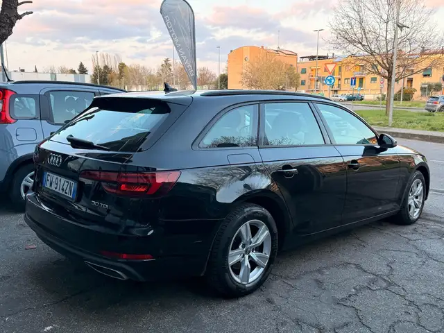 Audi A4 view 3