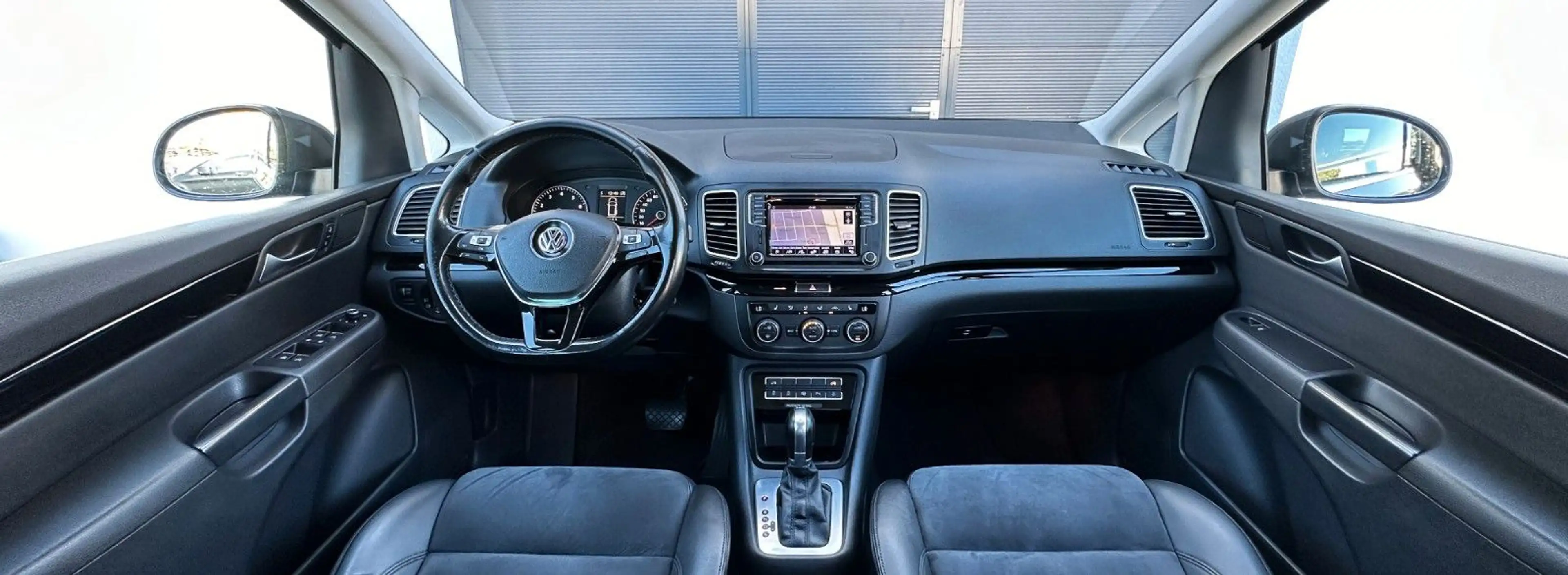 Volkswagen Sharan Highline*SHZ*NAVI*XENON*ALCANTARA*KAMERA* — photo 3
