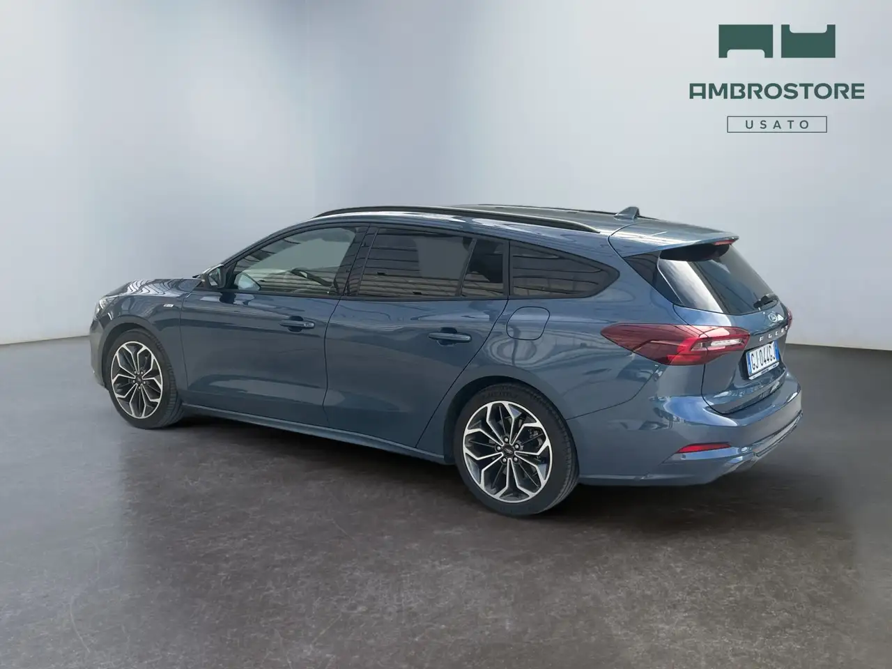 Ford Focus V 2022 SW Focus SW 1.0 ecoboost h ST-Line X 125c, миниатюра 3