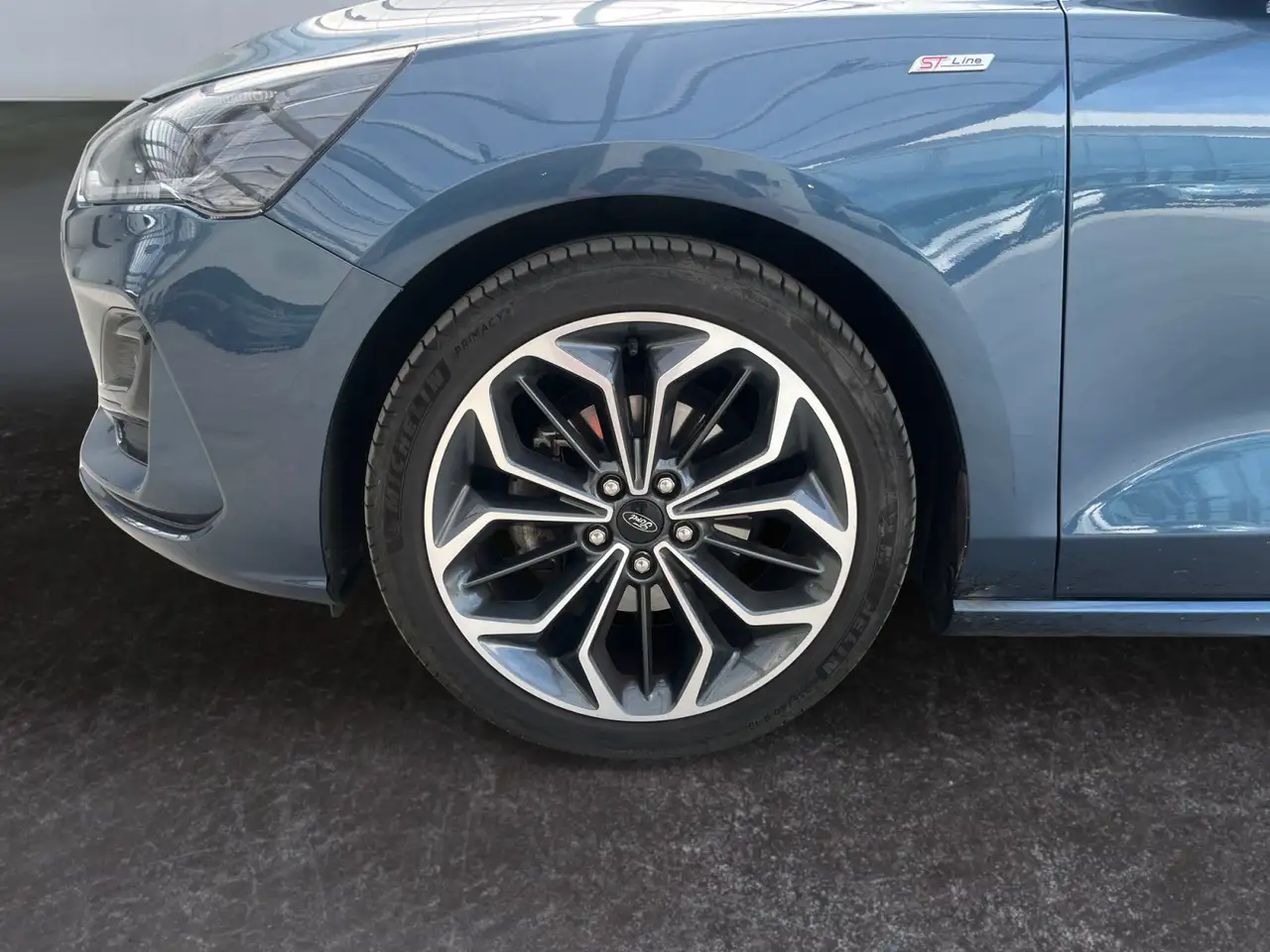 Ford Focus V 2022 SW Focus SW 1.0 ecoboost h ST-Line X 125c, миниатюра 9