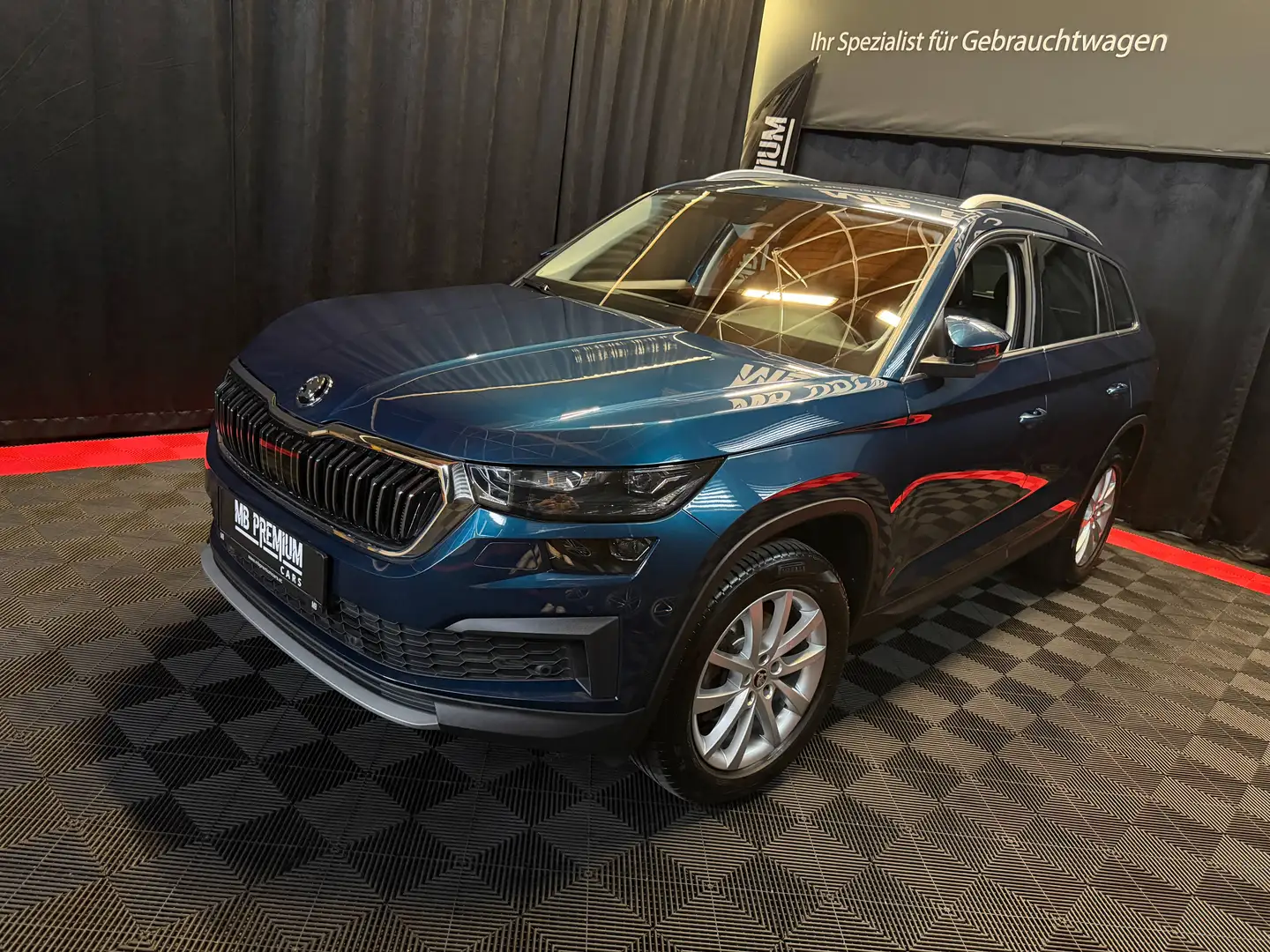 Skoda Kodiaq Style 4x4 *AHK*LED*VIRTUAL-TACHO* Blau - 2