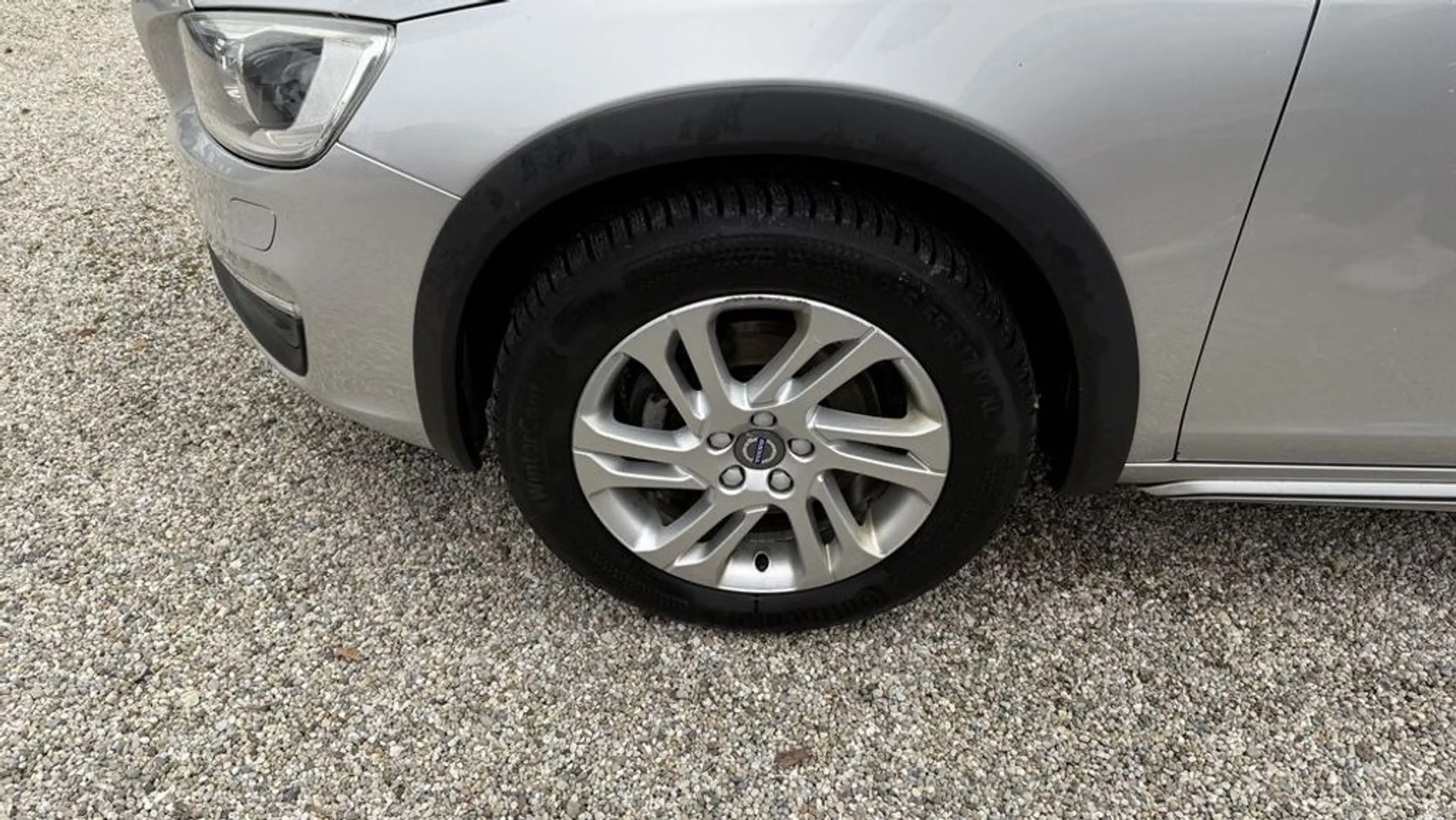Volvo V60 Cross Country Kinetic Service ZR NEU! AHK — photo 15