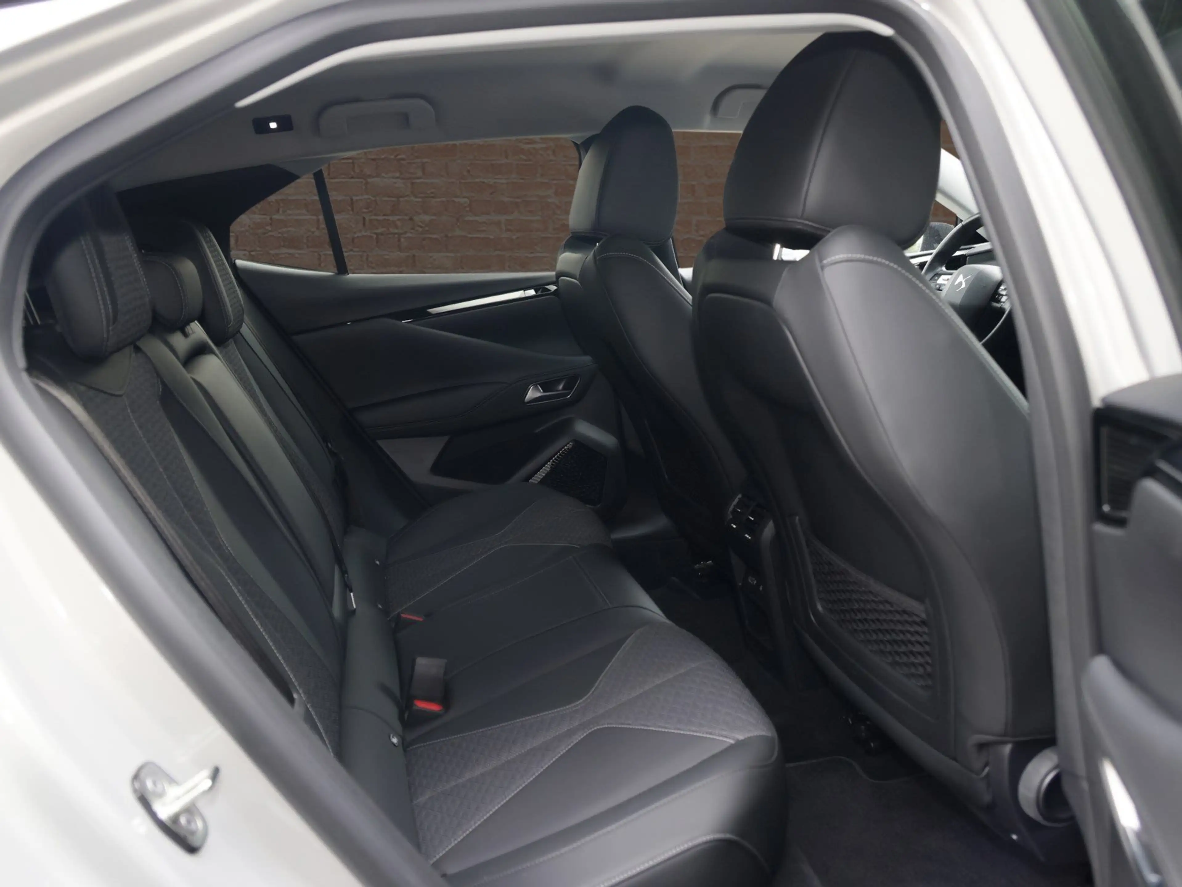 DS Automobiles DS 4 Crossback DS4 Crossback Cross — photo 9