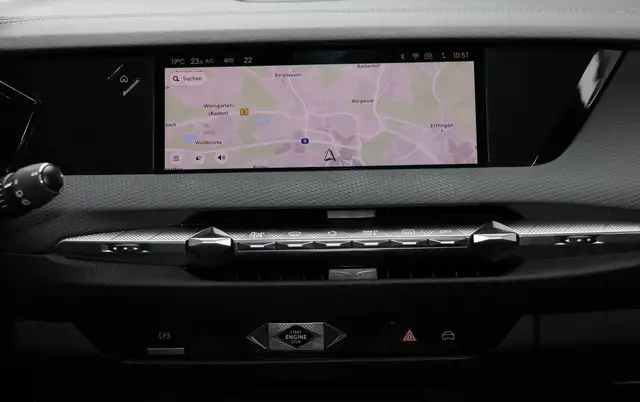 DS Automobiles DS 4 Crossback view 15