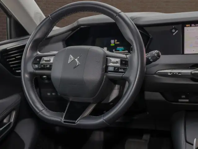 DS Automobiles DS 4 Crossback view 12