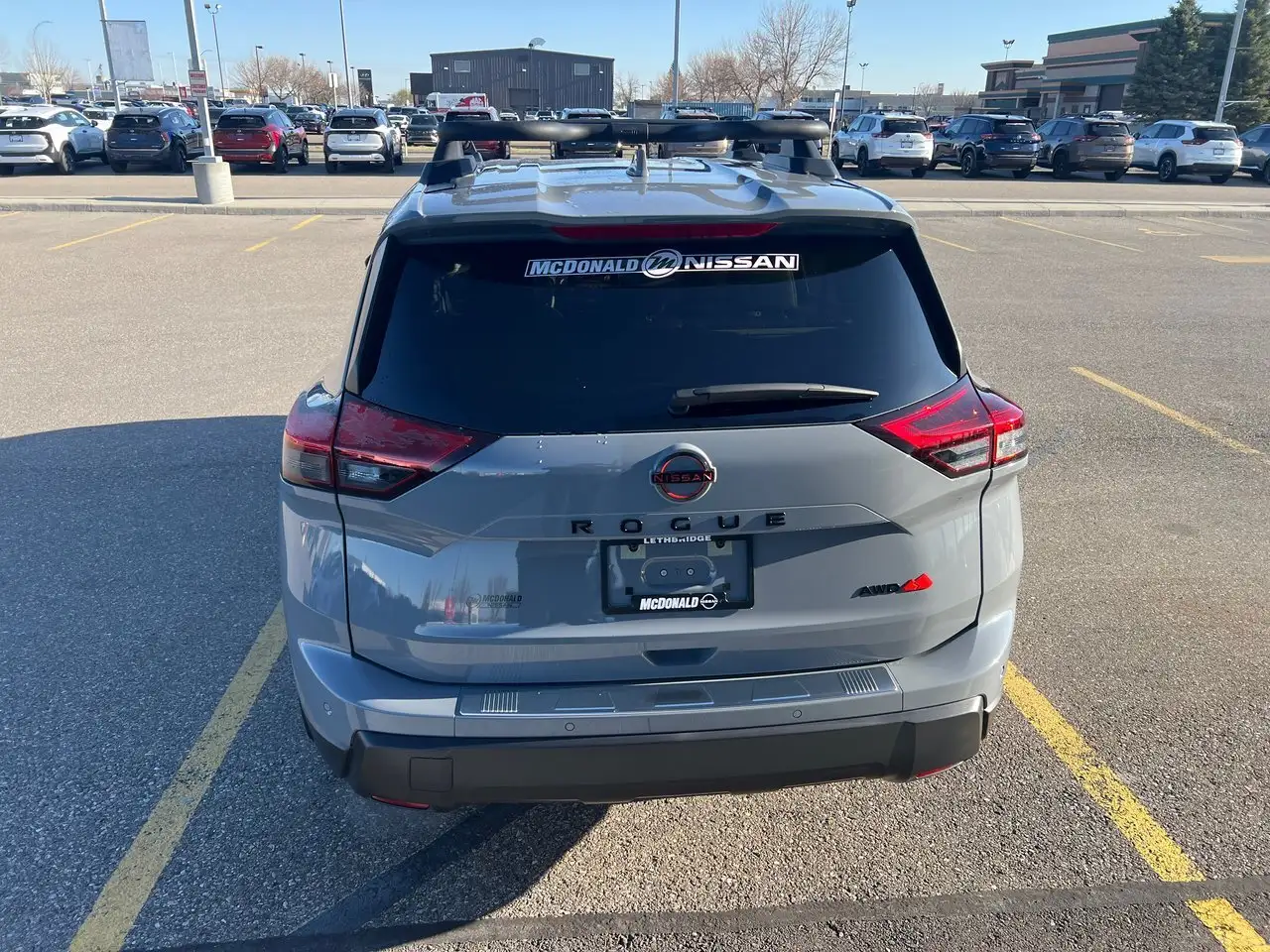 Nissan Rogue снимка Nissan Rogue