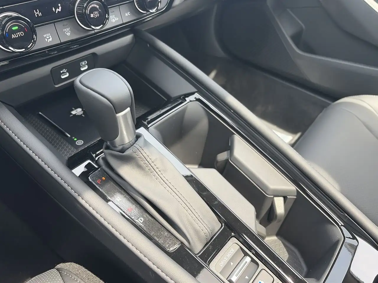 Honda Accord снимка Honda Accord