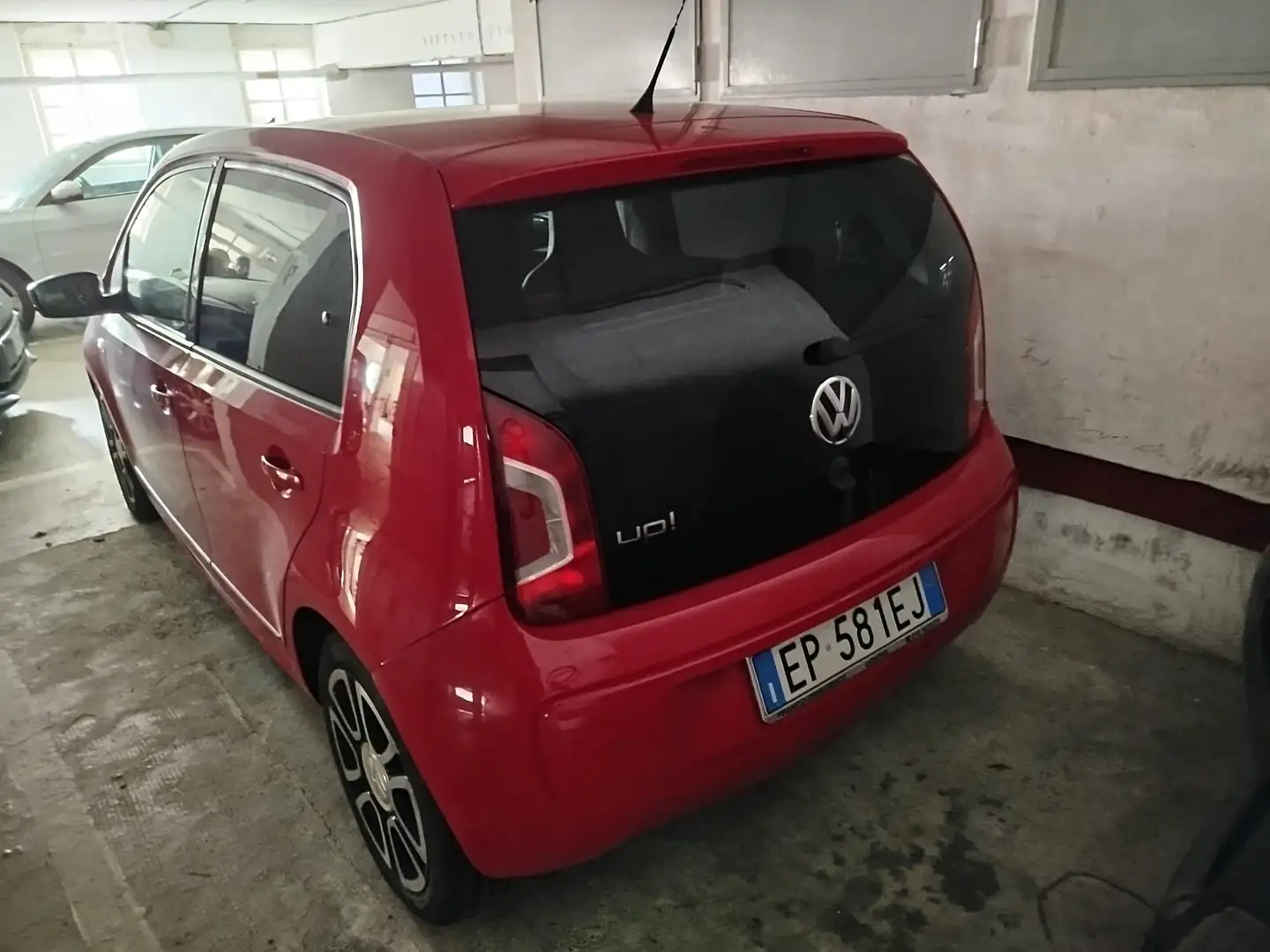 Volkswagen up! up! 5p 1.0 Move up! 75cv Rosso - 1