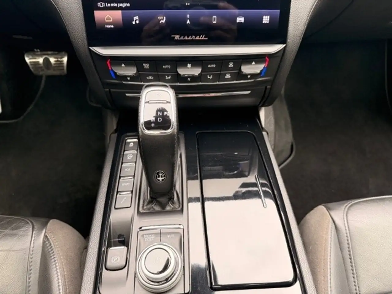 Maserati Quattroporte 2023 — фото 14