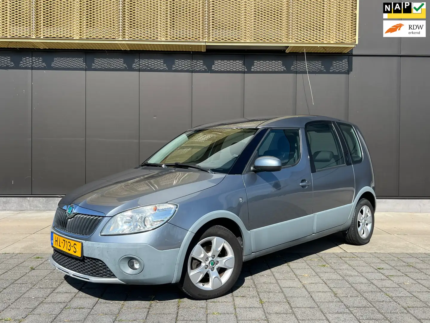 Skoda Roomster 1.2 TSI Elegance|Clima|Cruise|Nwe APK|Parrot|Elekt Szary - 1