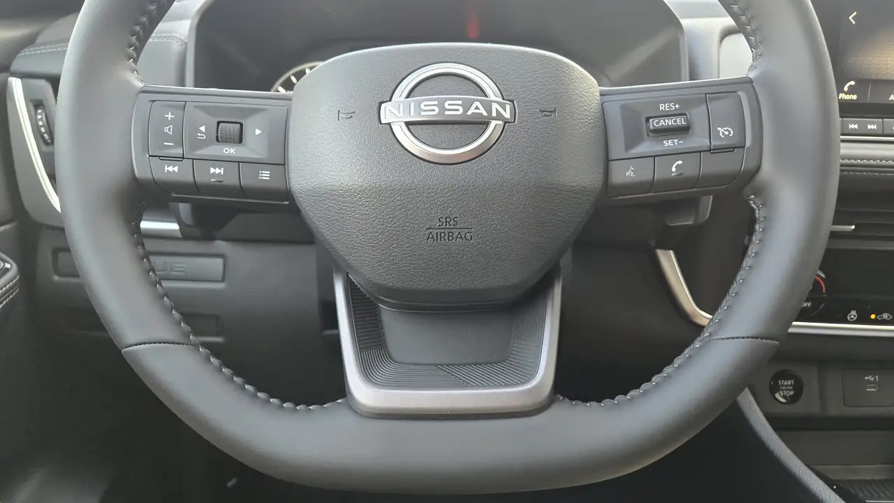 Nissan Rogue fotografie Nissan Rogue