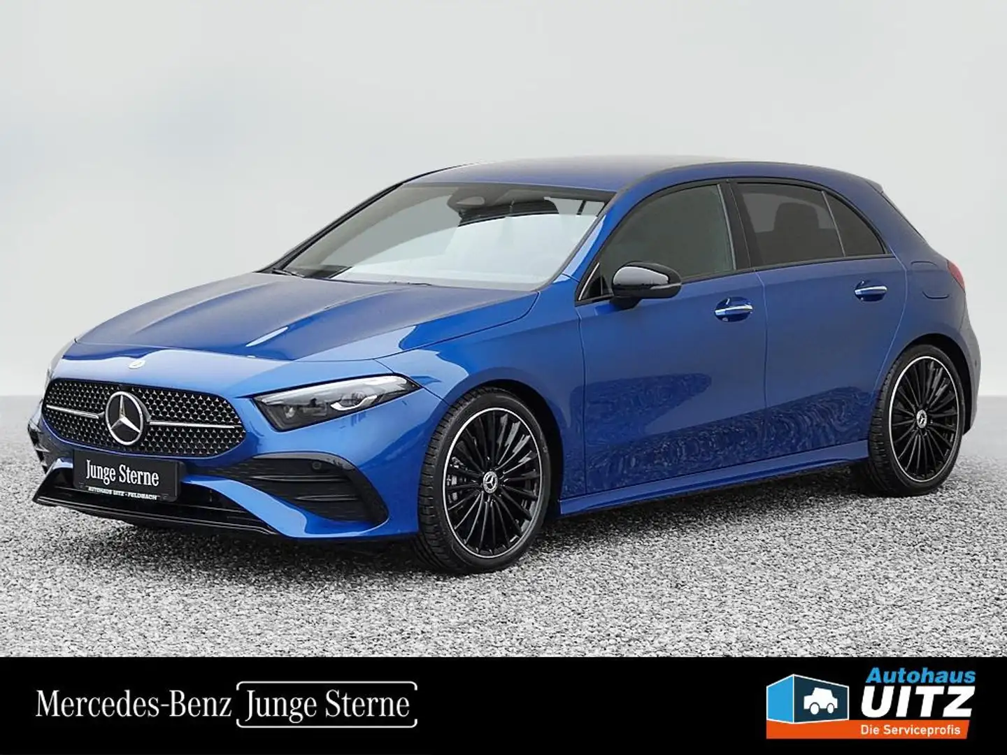 Mercedes-Benz A 180 AMG Line +Winter+Night+LED Modrá - 1