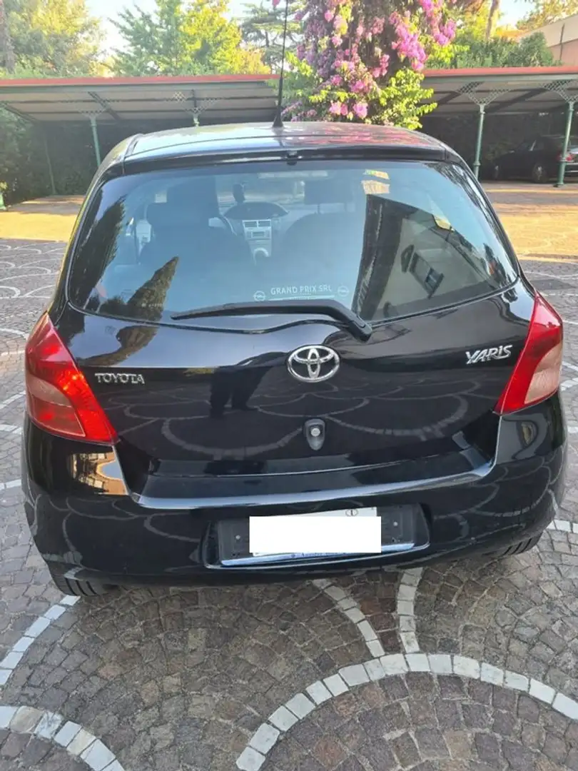 Toyota Yaris Yaris 3p 1.4 d-4d Sol m-mt Nero - 2