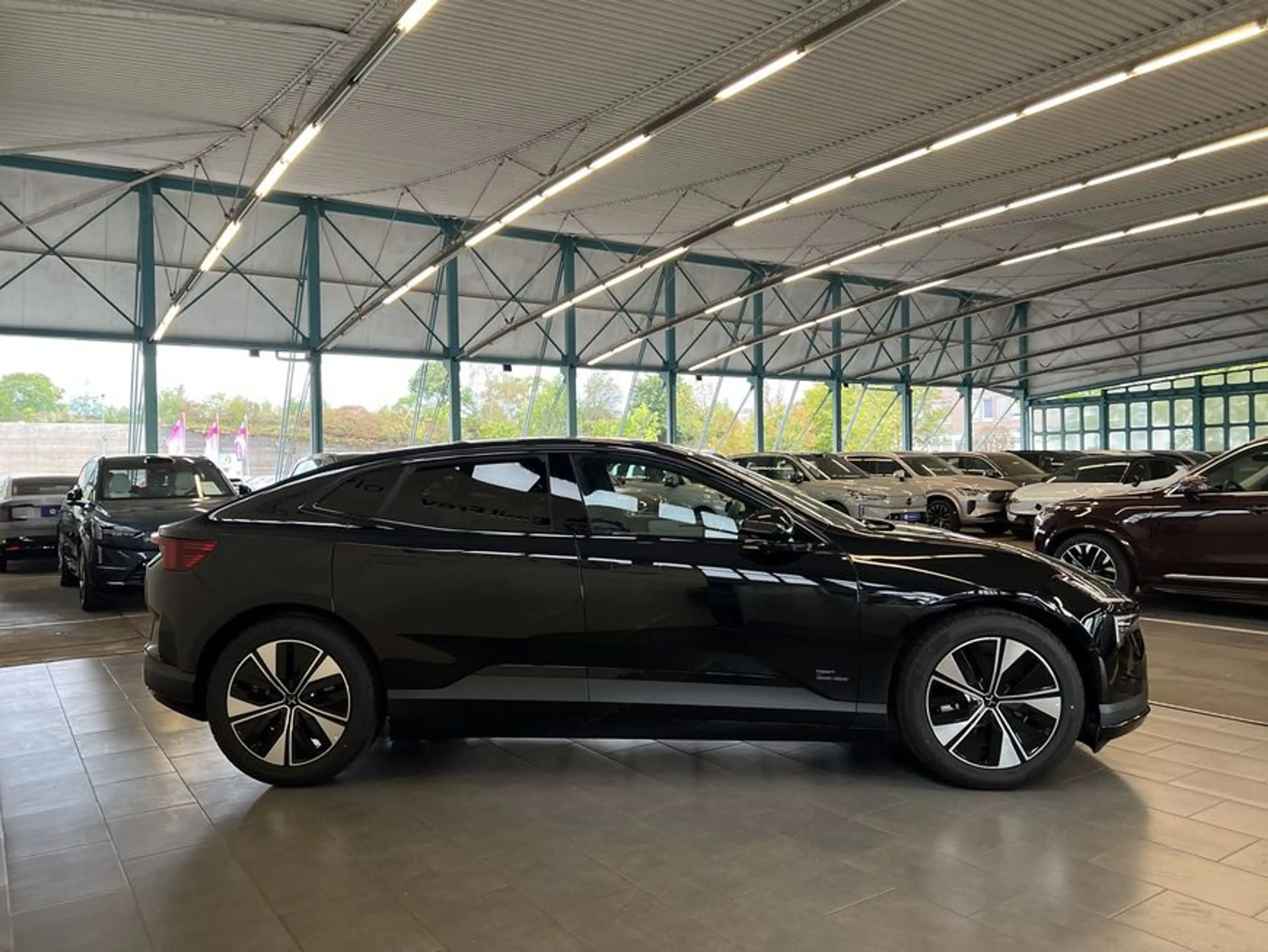 Polestar 4 Dual-Motor Prime Glasd Pilot- Plus- Climate-Pake — photo 35