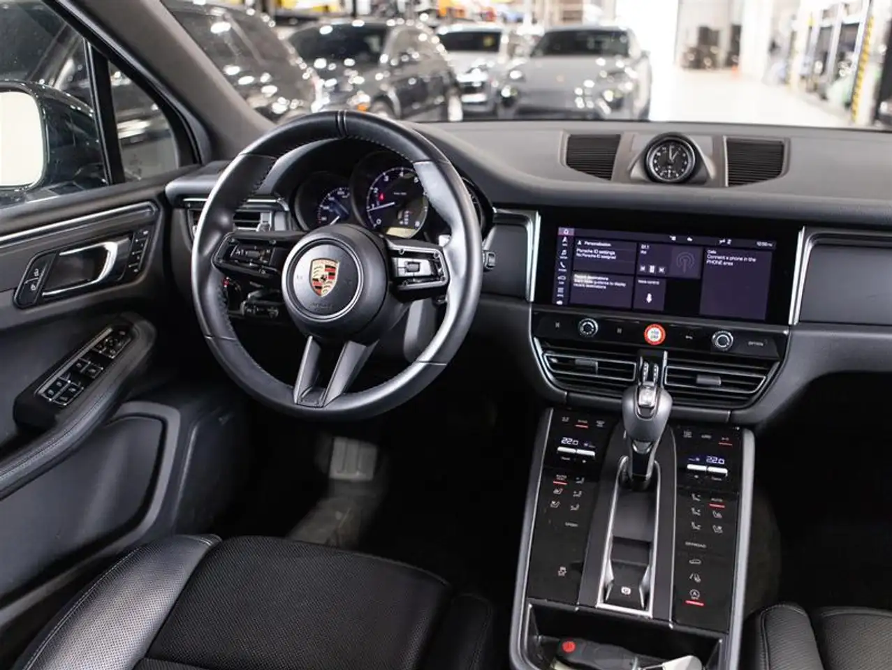 Porsche Macan снимка Porsche Macan