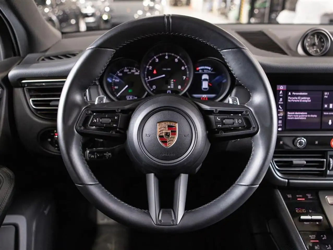 Porsche Macan снимка Porsche Macan