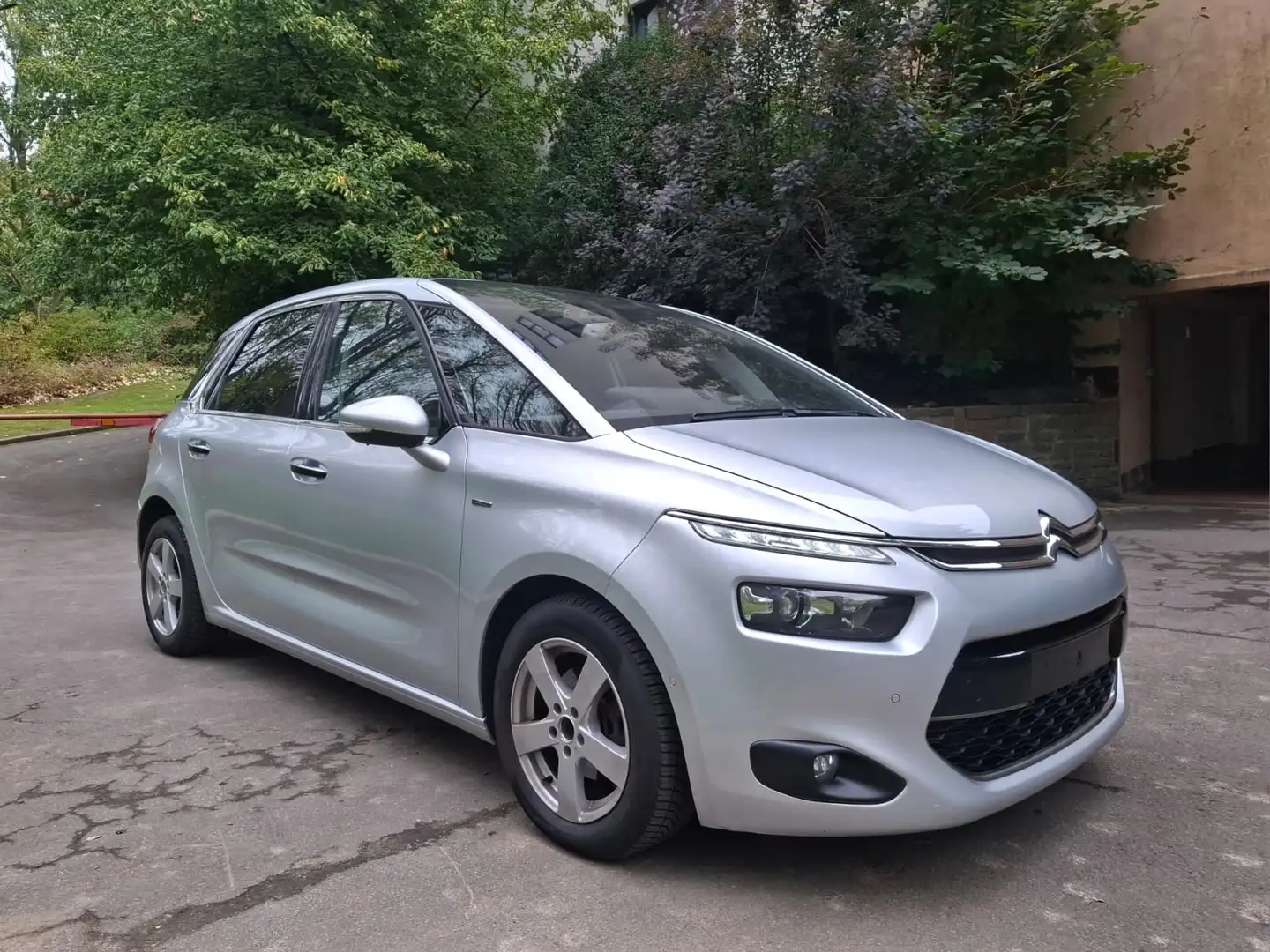 Citroen C4 Picasso 1.6 BlueHDi Exclusive Plus / TEL.0467.730.225 Gris - 2