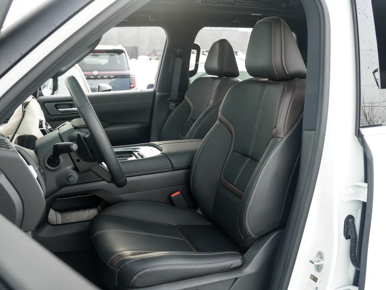 Nissan Armada снимка Nissan Armada