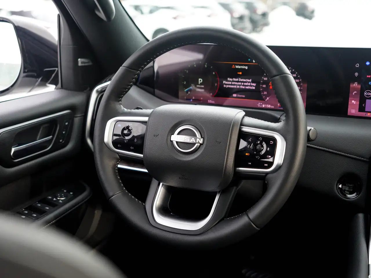 Nissan Armada снимка Nissan Armada