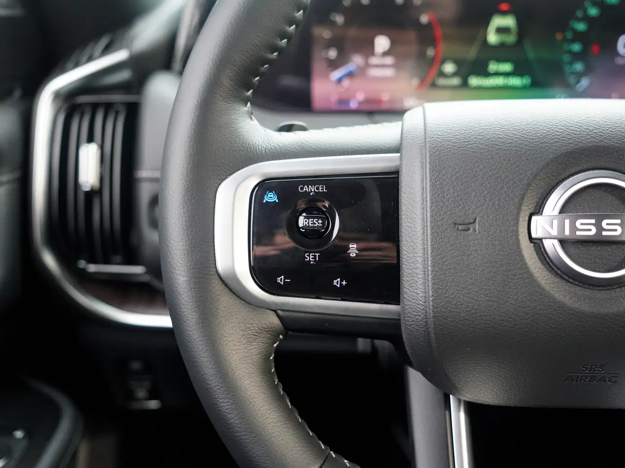 Nissan Armada снимка Nissan Armada