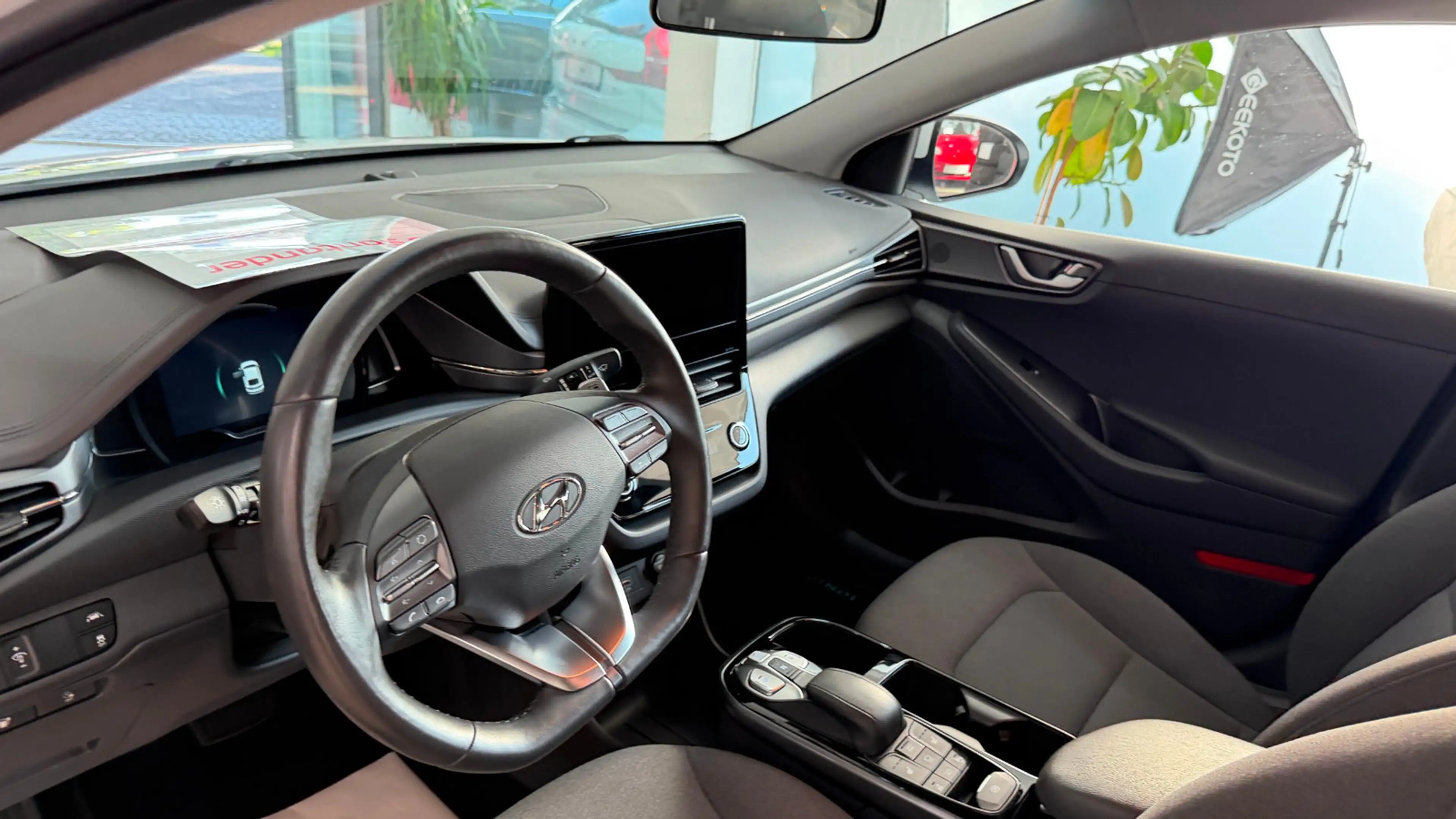 Hyundai IONIQ IONIQ Trend Elektro — photo 13