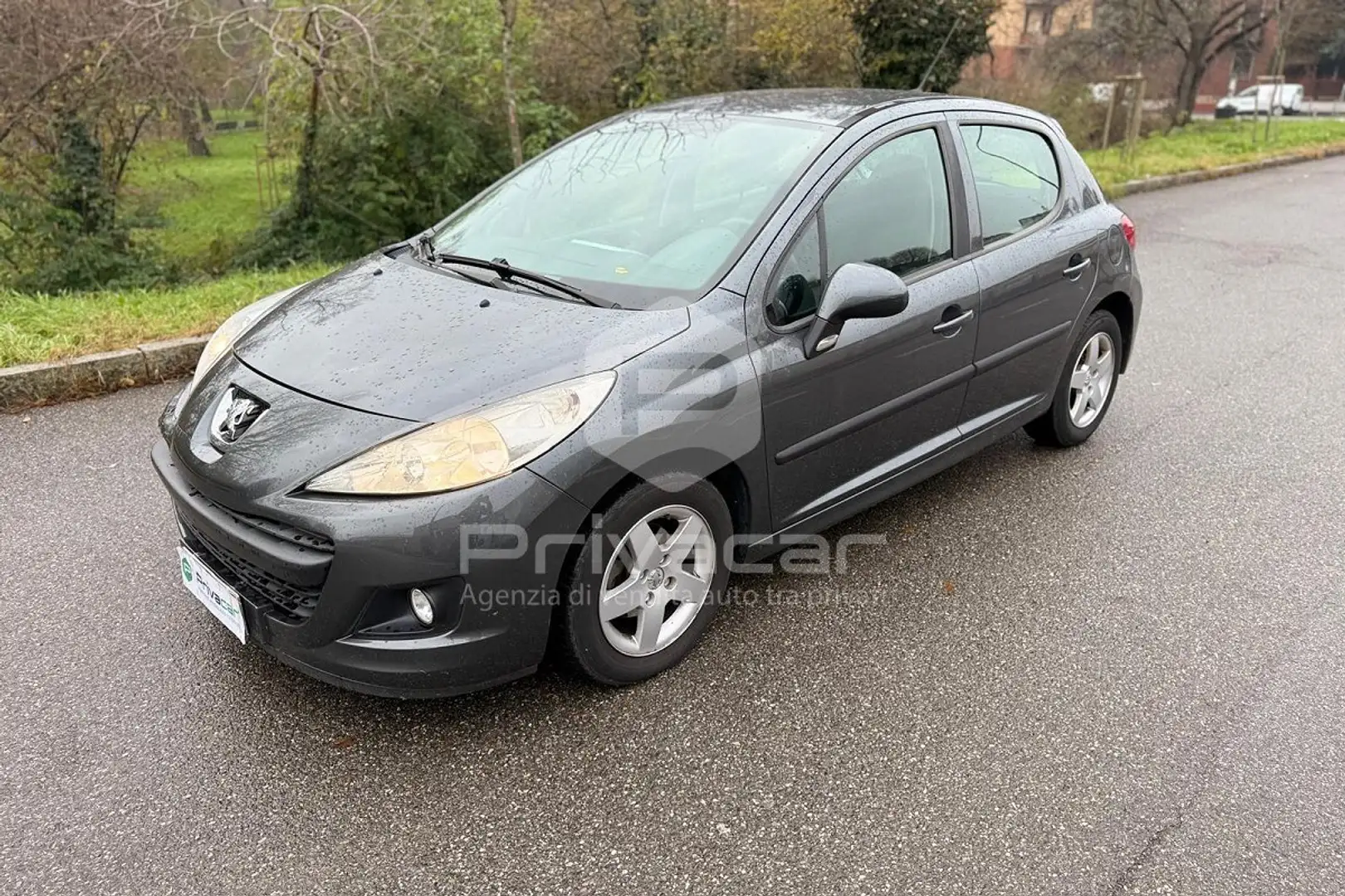 Peugeot 207 1.4 HDi 70CV 5p. Energie Sport Argent - 1