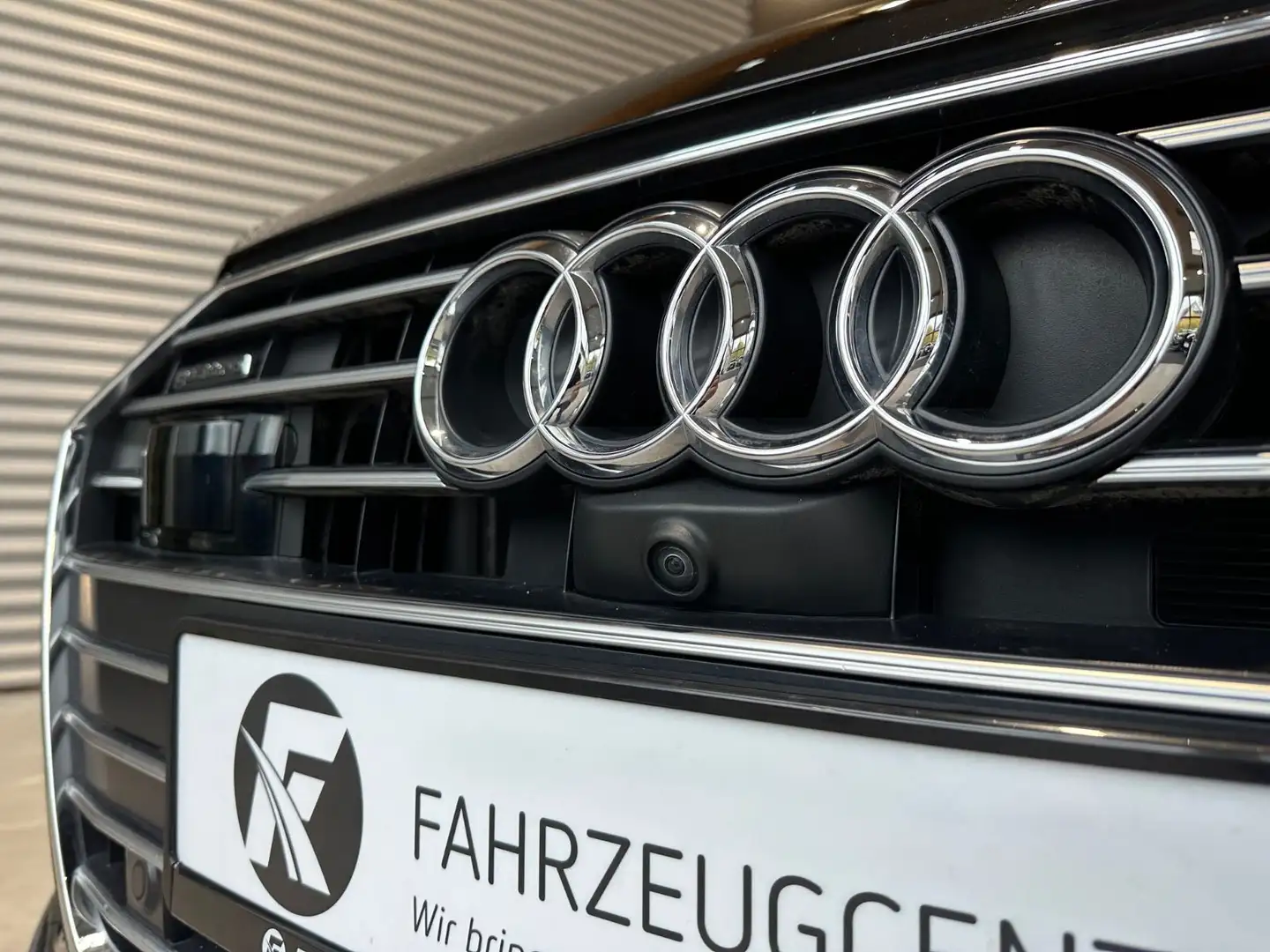 Audi A6 55 TFSI QUATTRO PREMIUM PLUS/360°/ACC/MATRIX Černá - 2