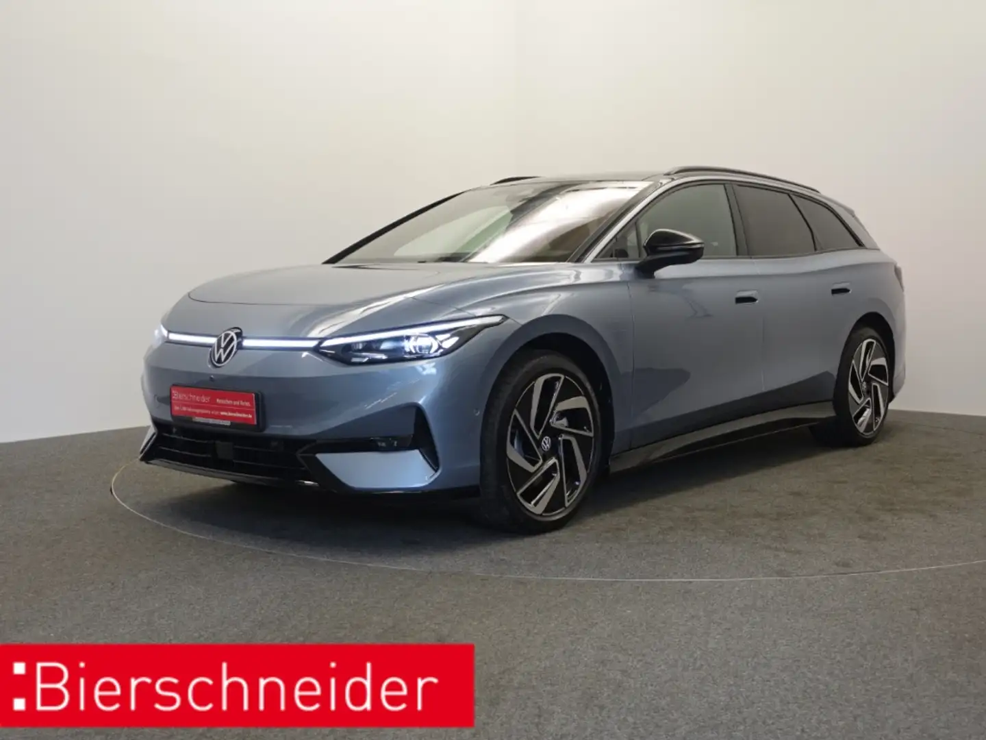 Volkswagen ID.7 Tourer Pro IQ-LIGHT DIGITAL COCKPIT 20 PANORAMA UM Blau - 1