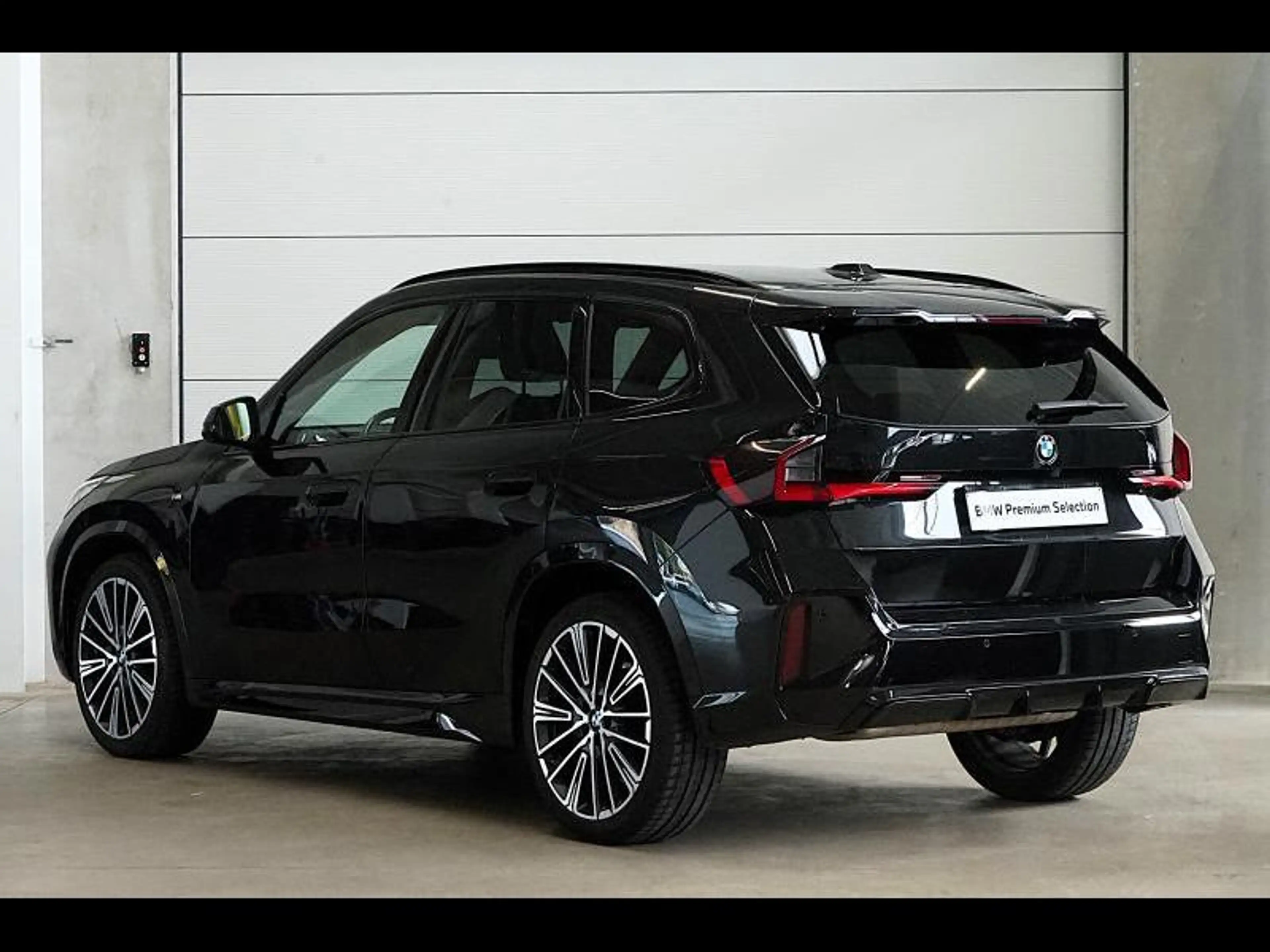 BMW X1 Widescreen - LED - Harman/Kardon - Electric Seats — photo 5