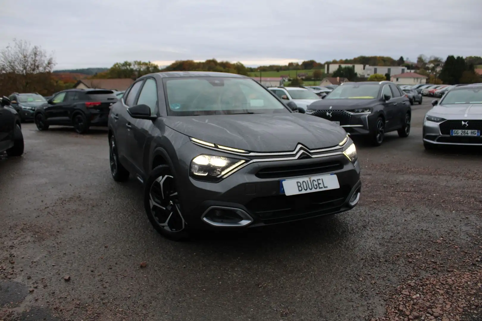 Citroen C4 X BLUE HDI 130 CV MAX GPS 3D CAMÉRA USB JA 18 FULL LED I-COKPIT BOITE AUTO EAT-8 Gris - 1