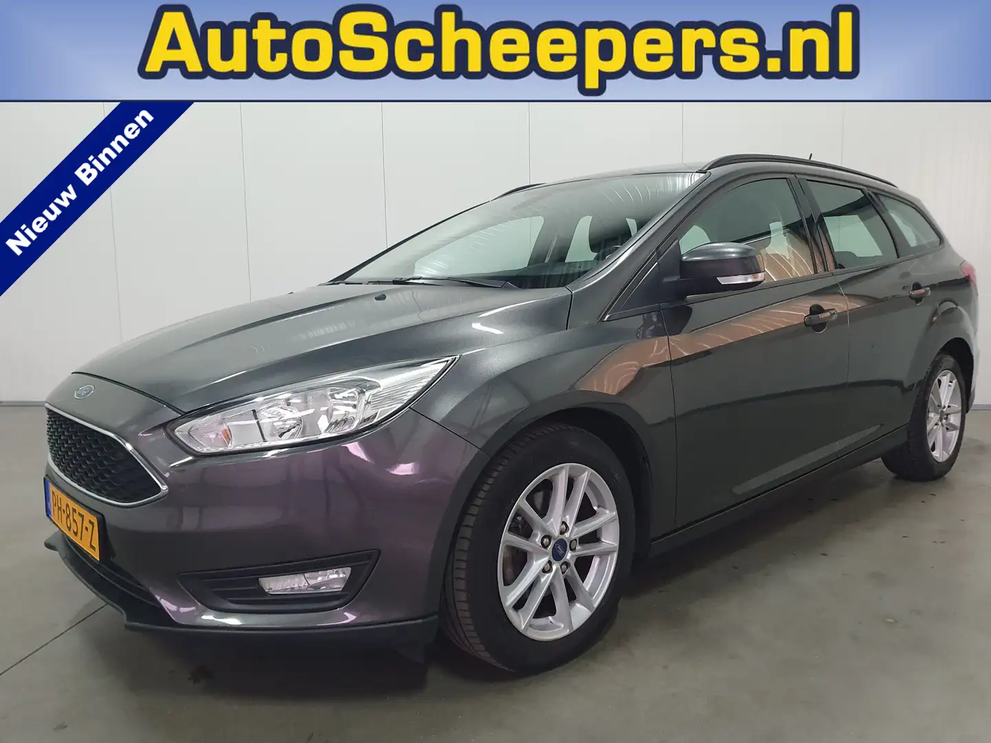 Ford Focus Wagon 1.0 Lease Edition NAVI/CRUISE/AIRCO/LMV Grijs - 1