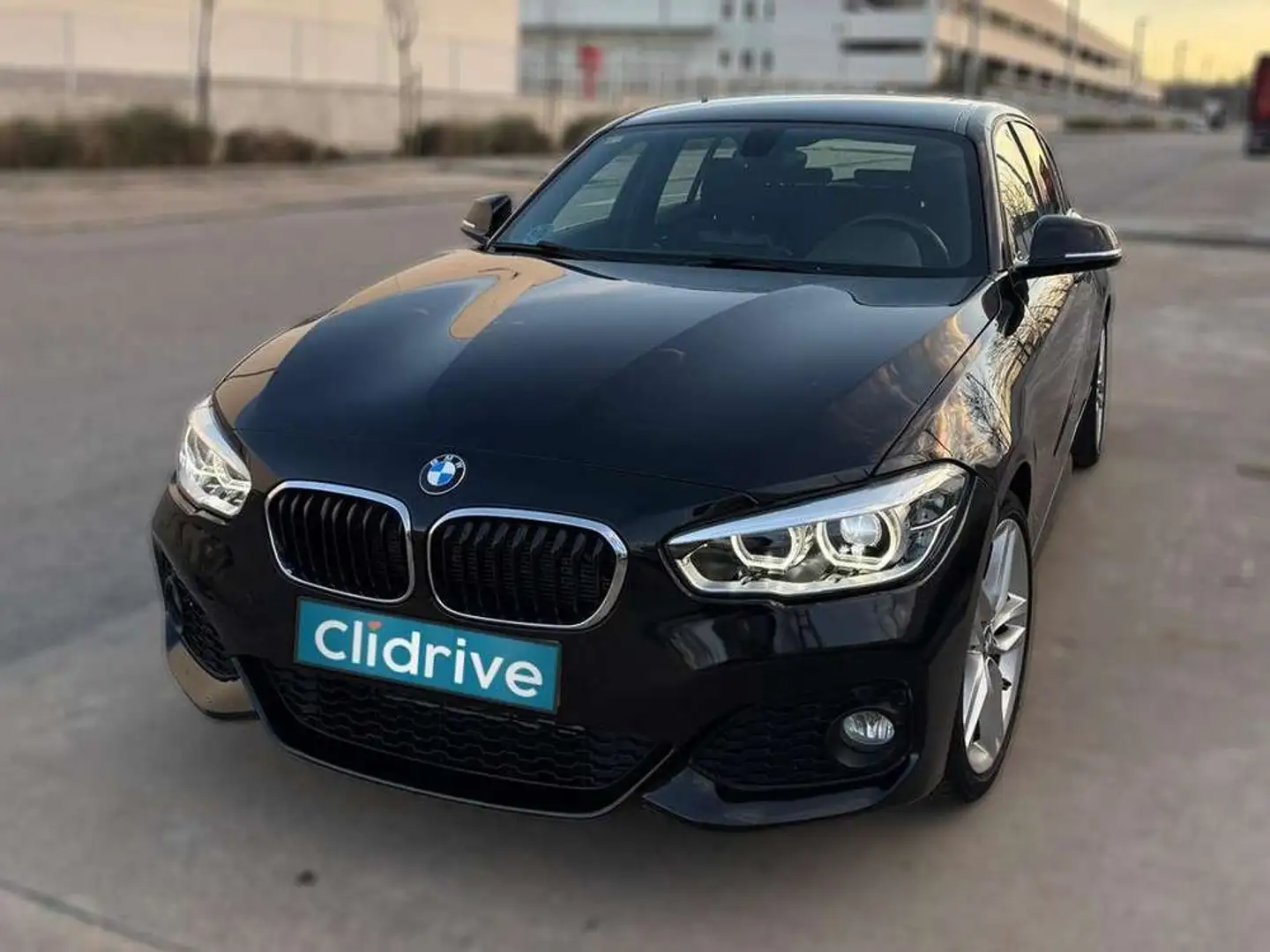 BMW 116 116d Negro - 1
