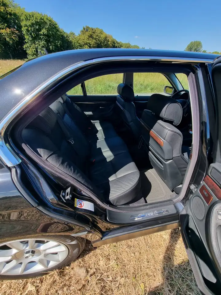 BMW 750 E 38, V12, foto 7