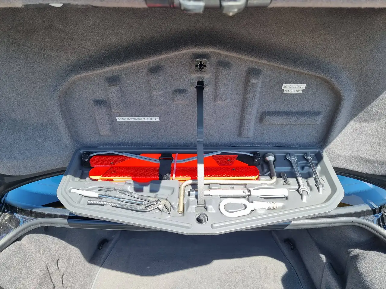 BMW 750 E 38, V12, foto 12