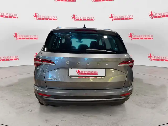 Skoda Karoq view 3