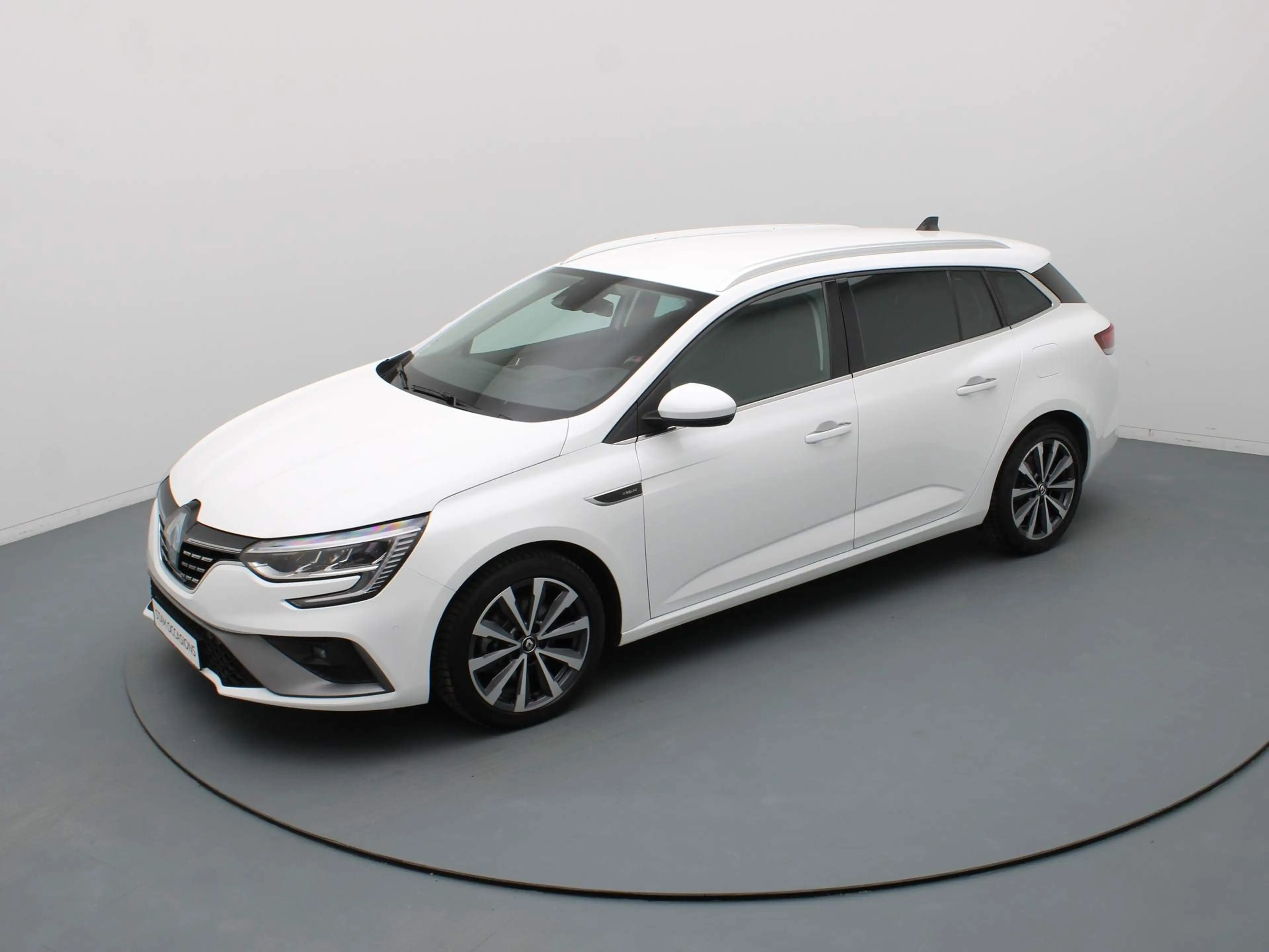 Renault Megane Estate Plug-In Hybrid 160pk R.S. Line Head-Up | Ca — photo 10