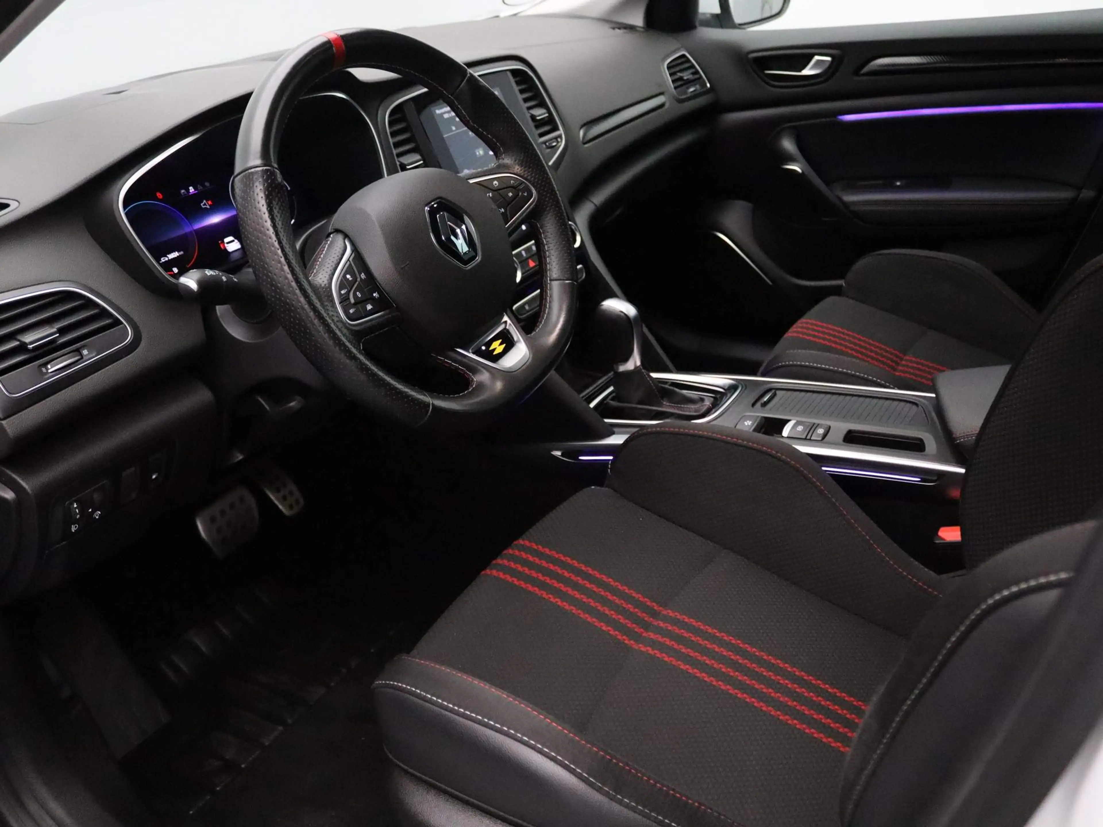 Renault Megane Estate Plug-In Hybrid 160pk R.S. Line Head-Up | Ca — photo 3