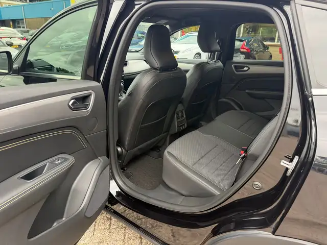 Renault Arkana view 12