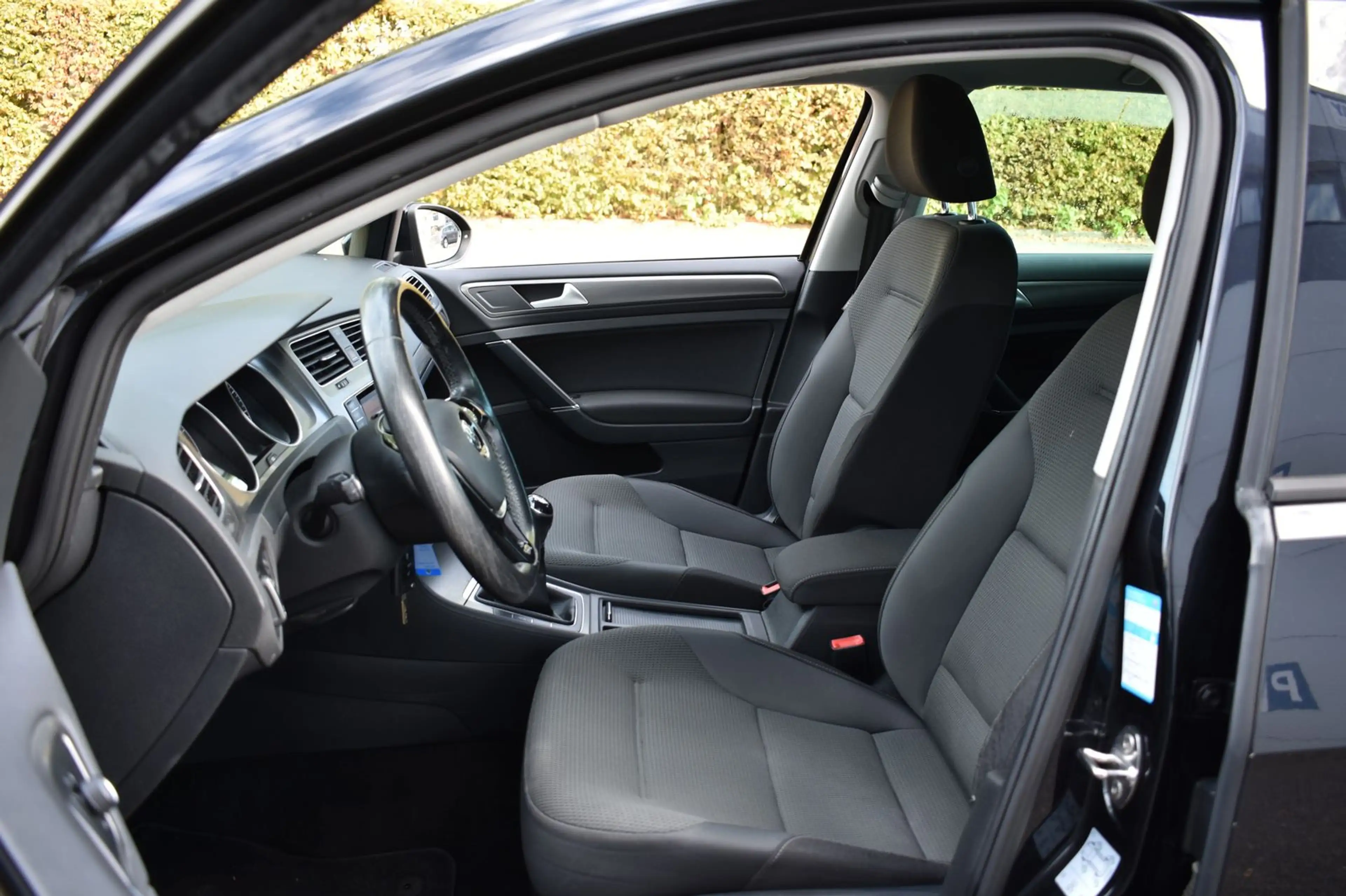 Volkswagen Golf VII*Variant*1.2TSI*Comfortline*SHZ*PDC*Nav — photo 11