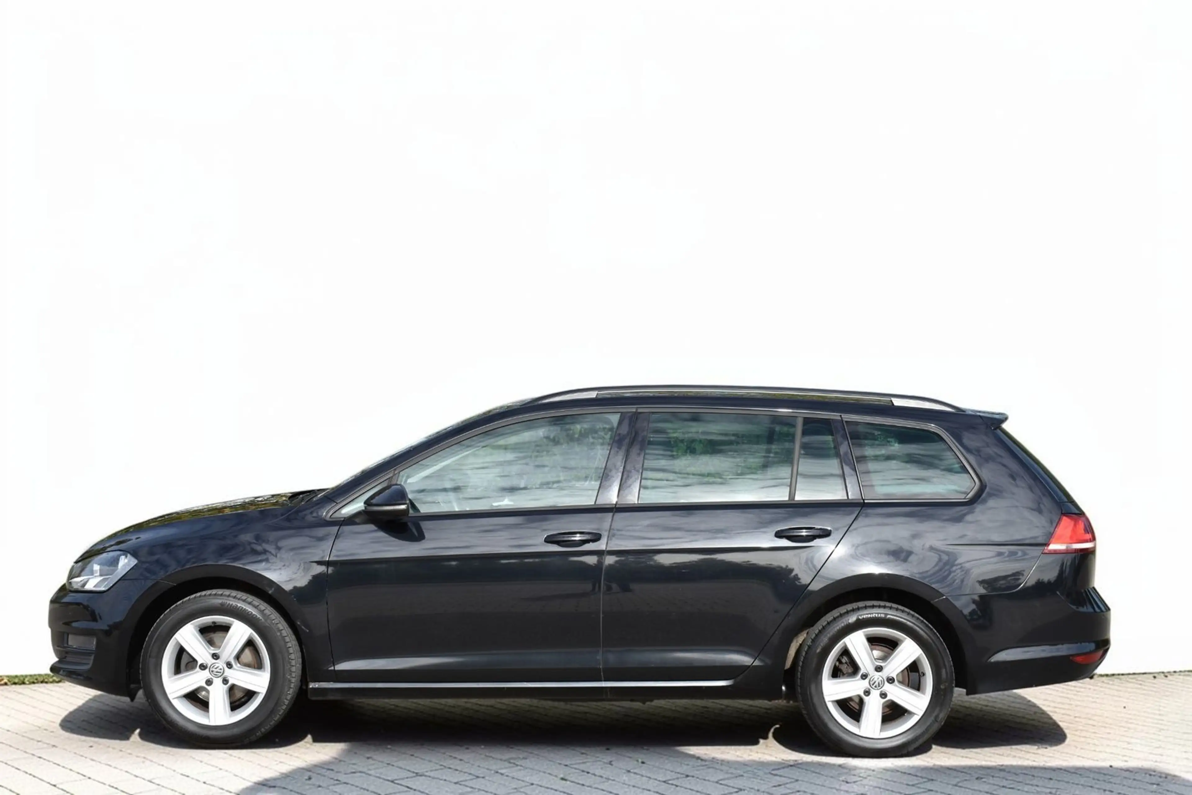 Volkswagen Golf VII*Variant*1.2TSI*Comfortline*SHZ*PDC*Nav — photo 6