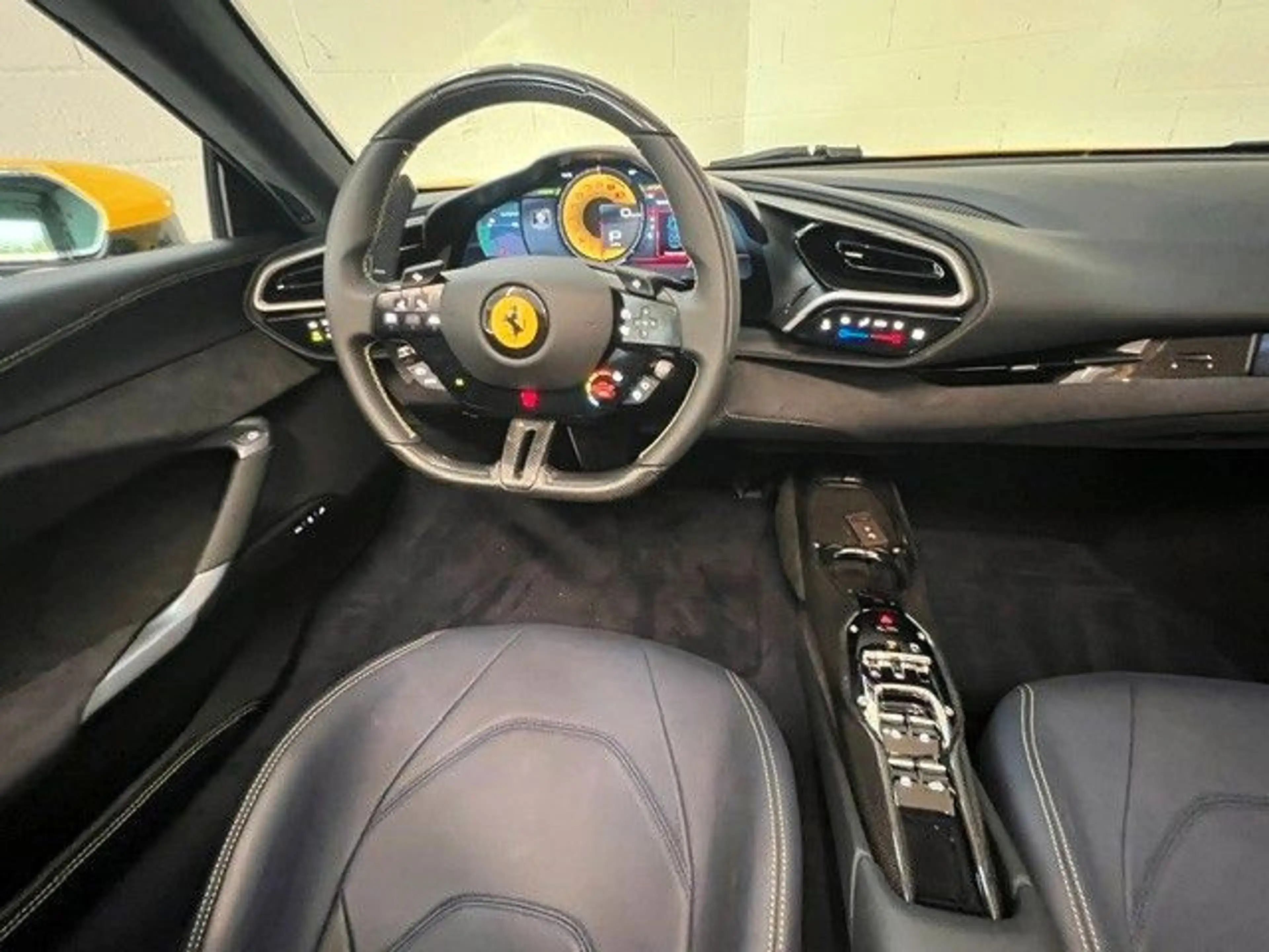 Ferrari 296 GTS spider Lift-Carbon-VOLL — photo 5