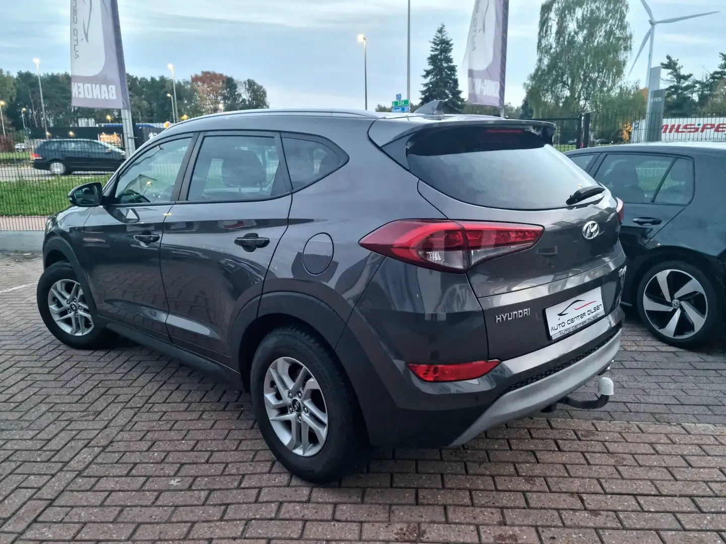 Hyundai TUCSON 1.6 T-GDI 1e eigenaar AUTOMAAT Grijs - 2