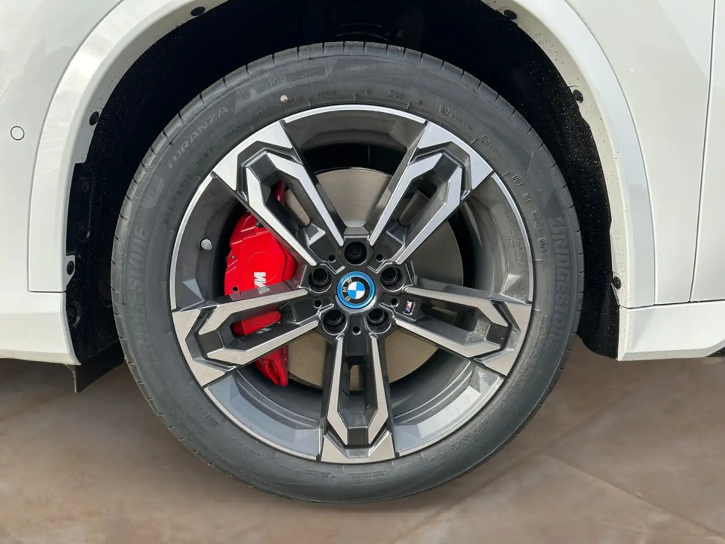 BMW X1 xDrive30e M Sportpaket  UPE 67.490 EUR Weiß - 2