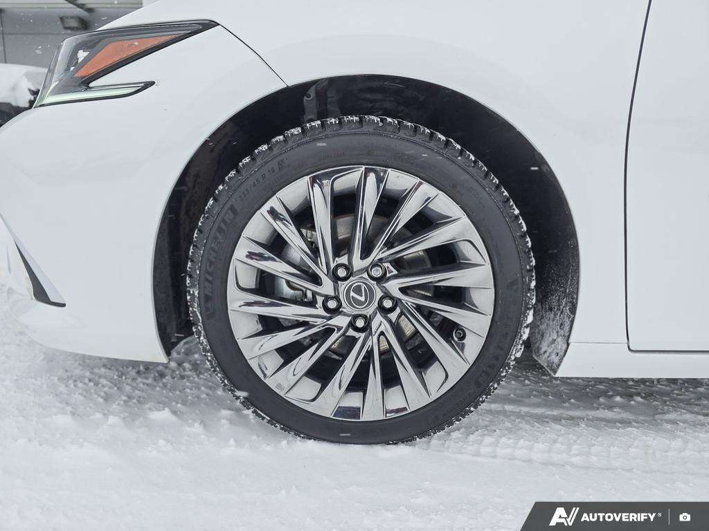 2024 Lexus ES